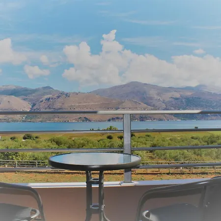 Phaedra Suites * Lixouri