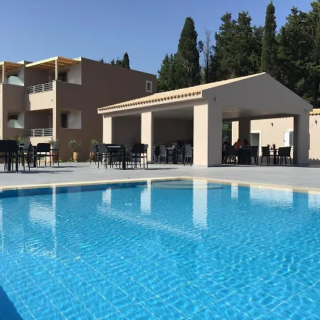 فندق Phaedra Suites *